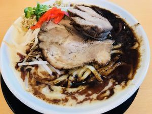 織蔵ゴマラーメン黒