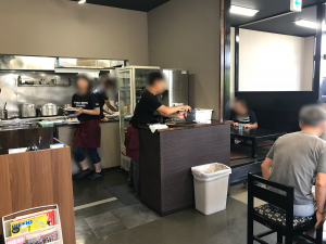 関屋 福来亭 店内1