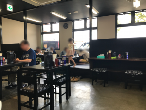 関屋 福来亭 店内3
