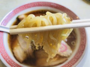 幸楽苑 小針店 新・極上中華そば 麺リフト