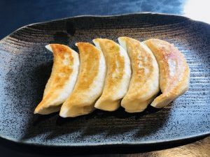麺家 太威 餃子